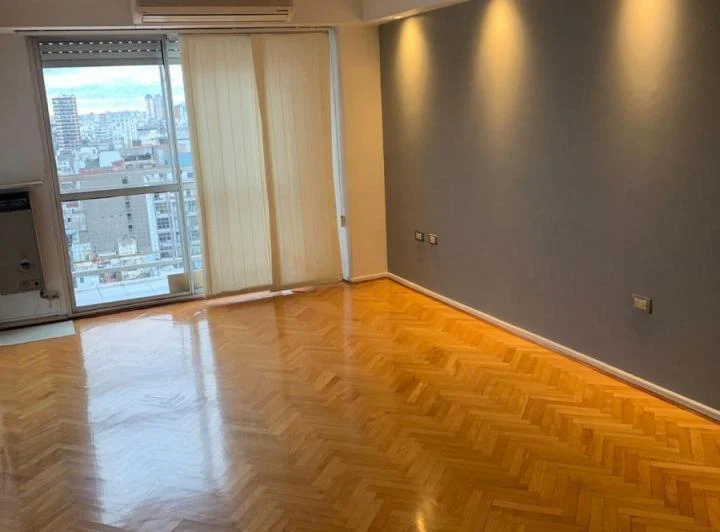 Foto de VENTA DEPARTAMENTO 3 AMBIENTES C/BALCON PISO 18 BALVANERA, imagen 1