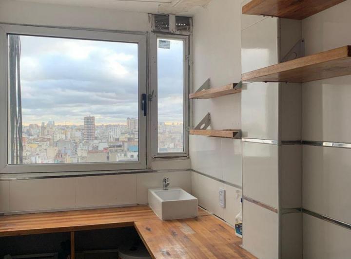 Foto de VENTA DEPARTAMENTO 3 AMBIENTES C/BALCON PISO 18 BALVANERA, imagen 4