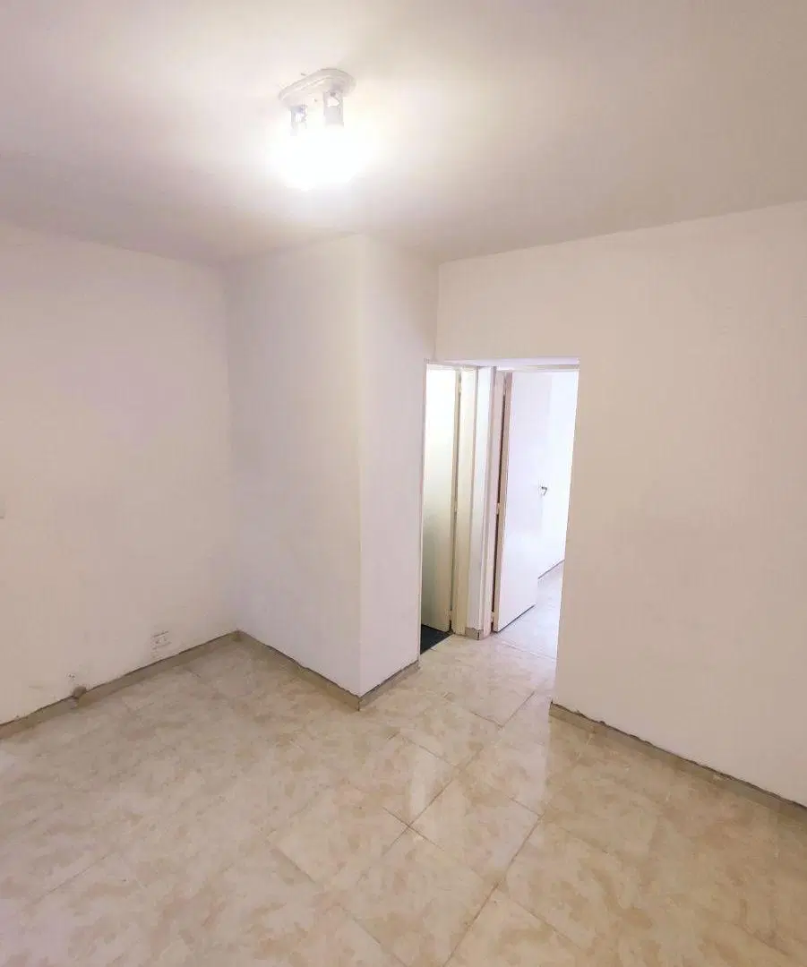 ALQUILER DEPTO DOS AMBIENTES C/BALCON LATERAL A. ALSINA 2500 BALVANERA 3