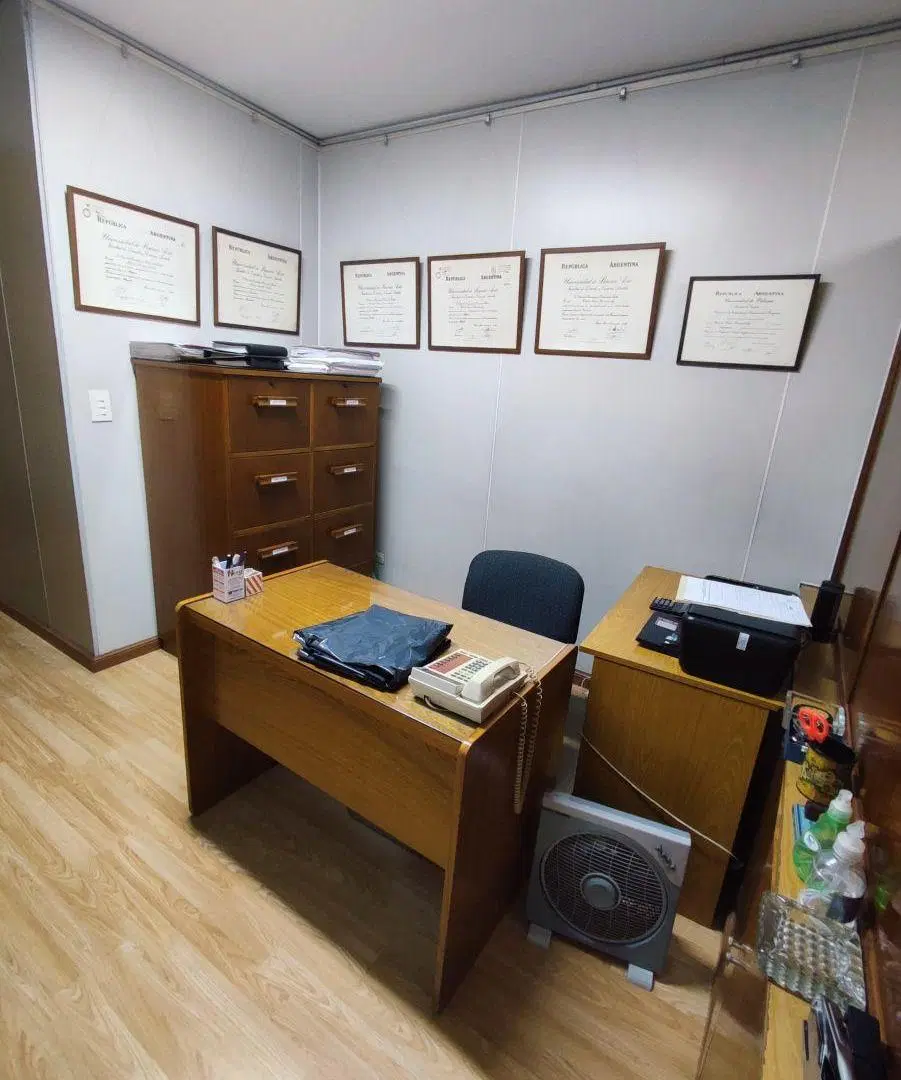 OFICINA EN VENTA URUGUAY 400 TRIBUNALES 3