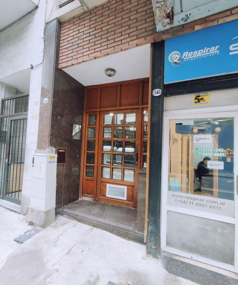 VENTA DEPTO 2 AMB A REFACCIONAR TUCUMÁN 2100 BALVANERA