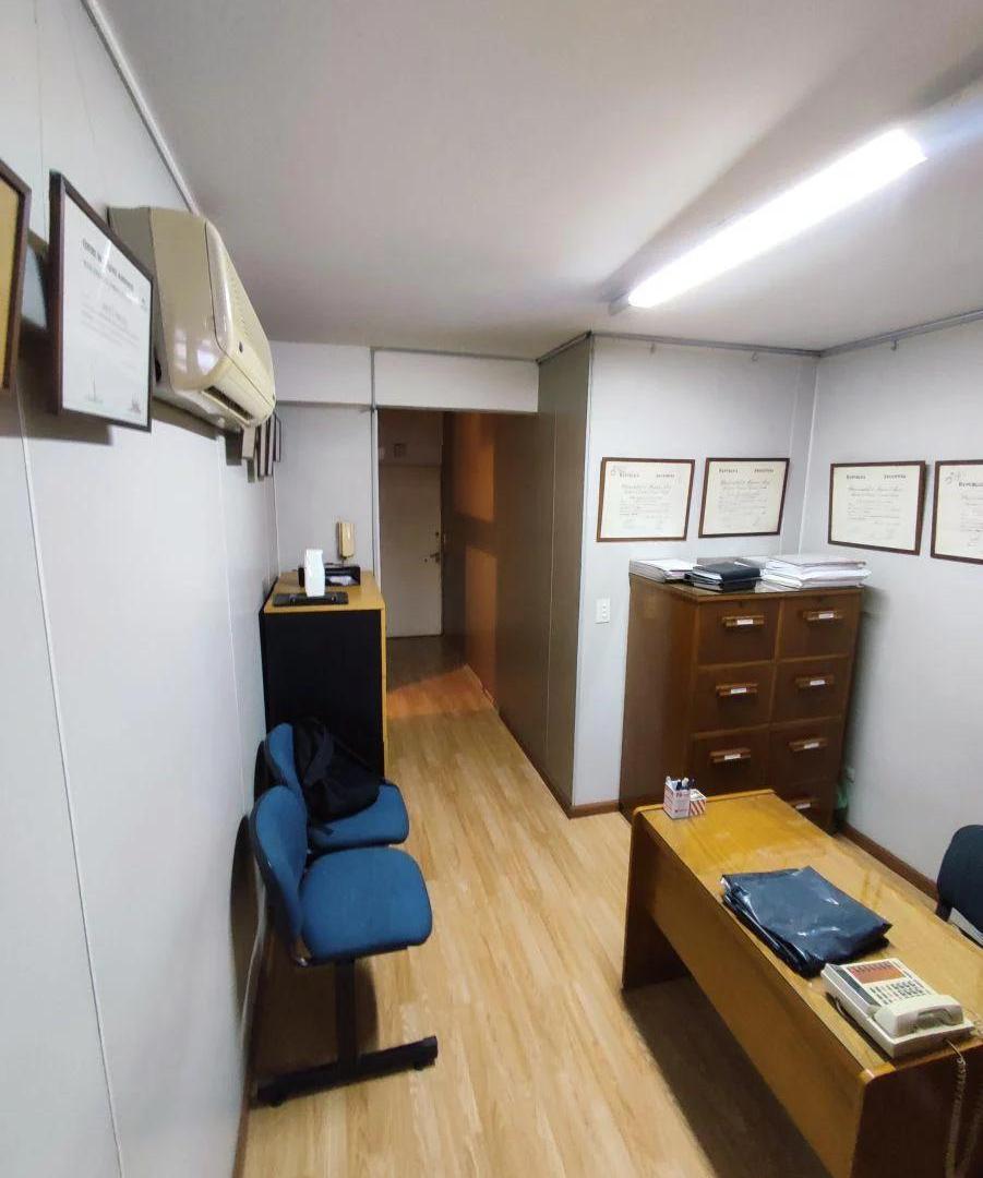 Foto de OFICINA VENTA URUGUAY 400 TRIBUNALES CABA, imagen 2