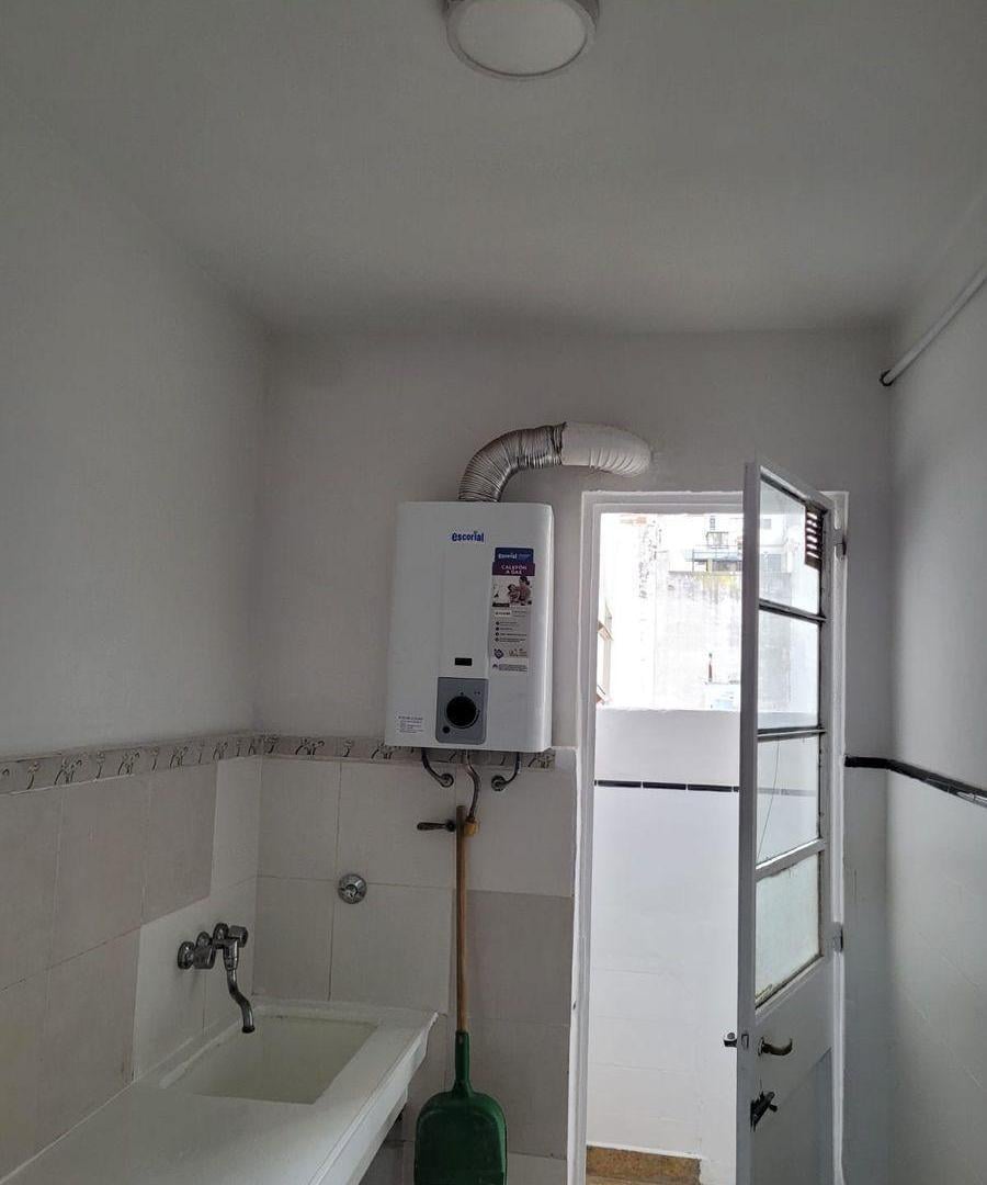 Foto de ALQUILER DEPTO 4 AMBIENTES C/BALCON LAVALLE 2200 BALVANERA, imagen 3