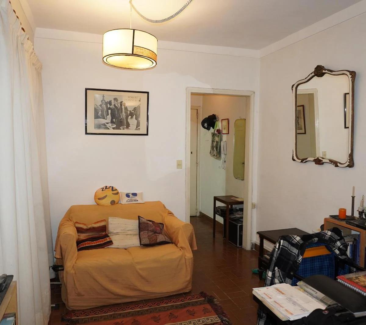 Foto de VENTA DEPTO 2 AMB LAVALLE 2200 FAC DE MEDICINA, imagen 1