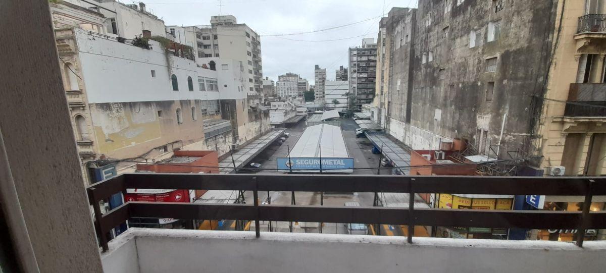 Foto de DEPARTAMENTO 2 DORMITORIOS CORRIENTES 839, imagen 1