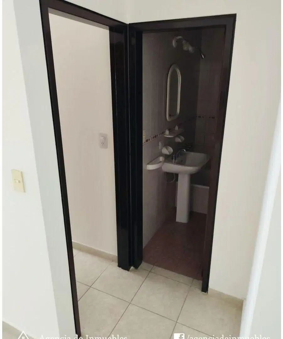 ALQUILA: Dpto 1 Dormitorio, Cocina Separada c/ Lavadero / Barrio Nueva Córdoba 5