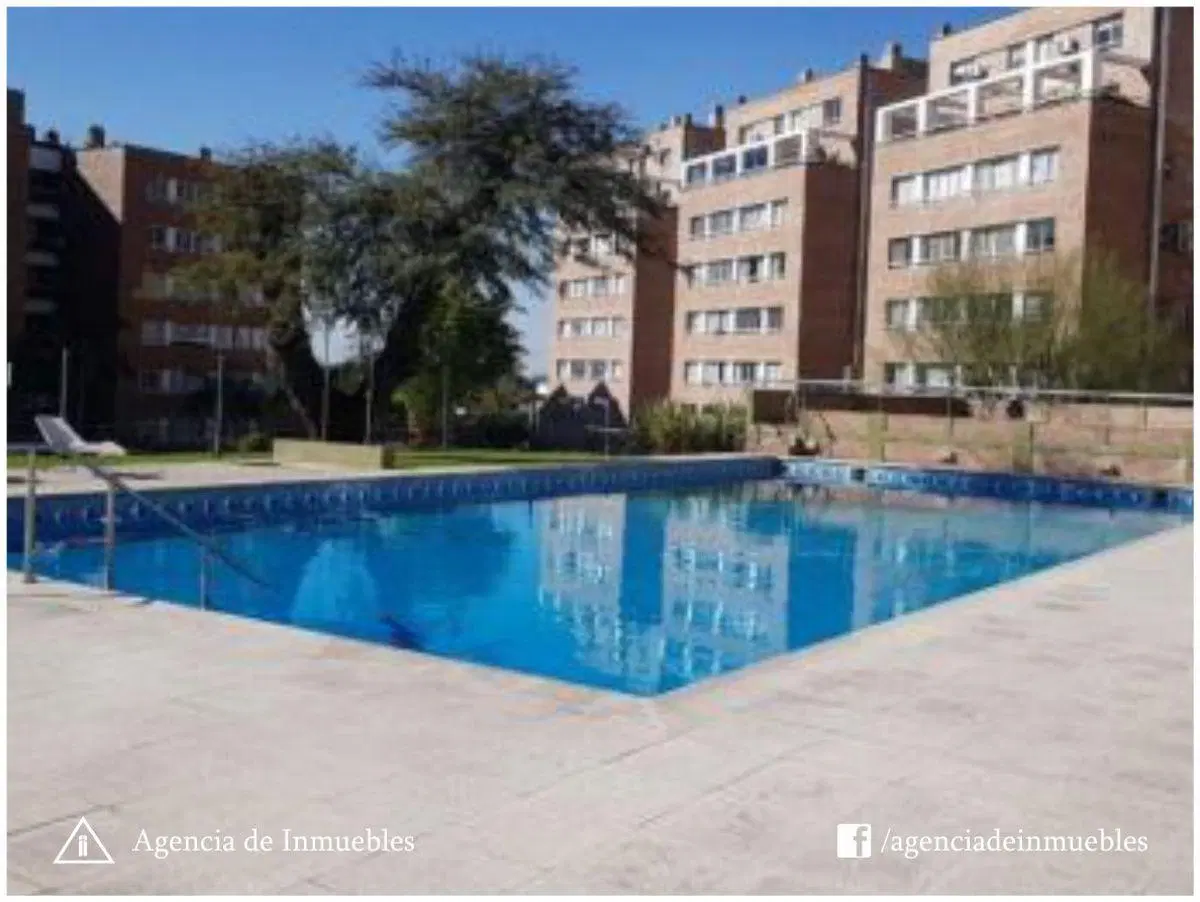 ALQUILA: Dpto 1 Dormitorio con Cochera / Complejo Cerrado cerca de B° General Paz 2
