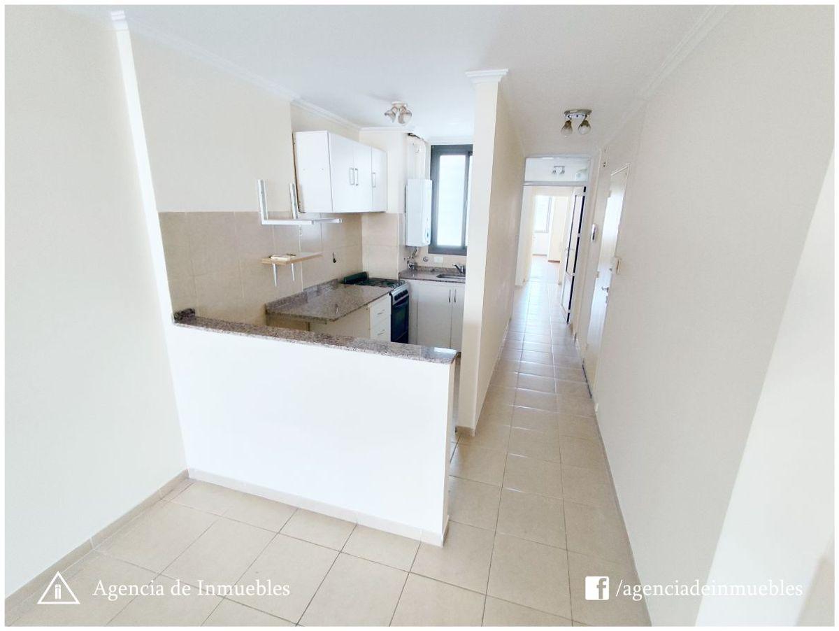 Foto de ALQUILA: Dpto 1 Dormitorio, Escritorio, Balcón / ALTA CORDOBA, imagen 3