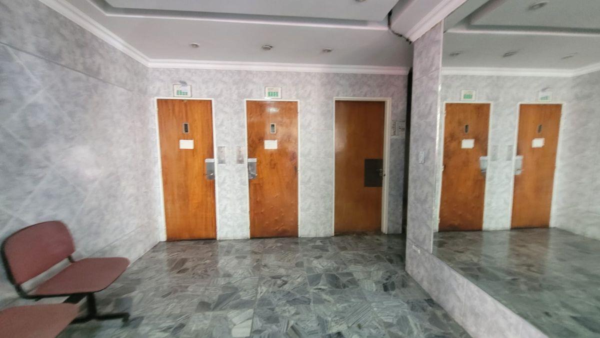 Foto de Departamento de 120m2 en el barrio de Flores, apto profesional., imagen 3