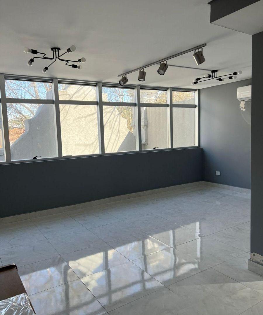 Foto de Departamento de dos ambientes en alquiler - FLORES, imagen 1