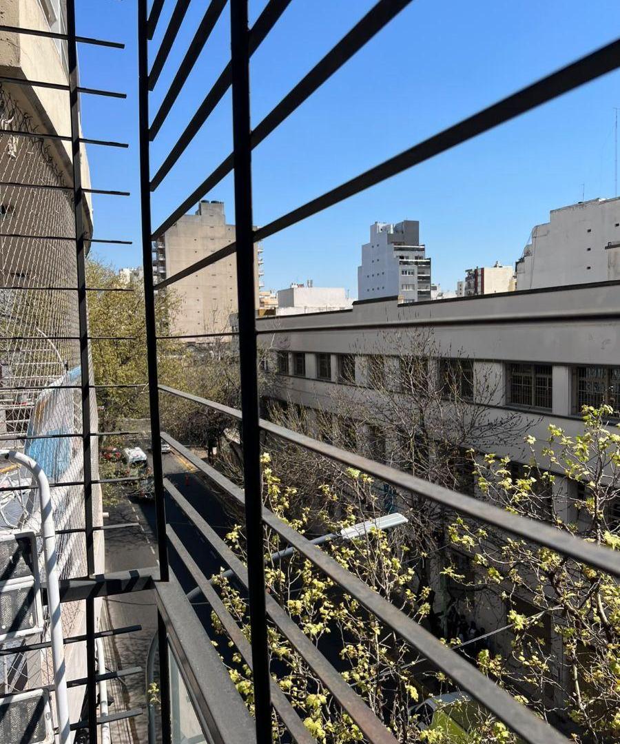 Foto de Departamento monoambiente de 35 m² en alquiler en Flores Sur, imagen 2