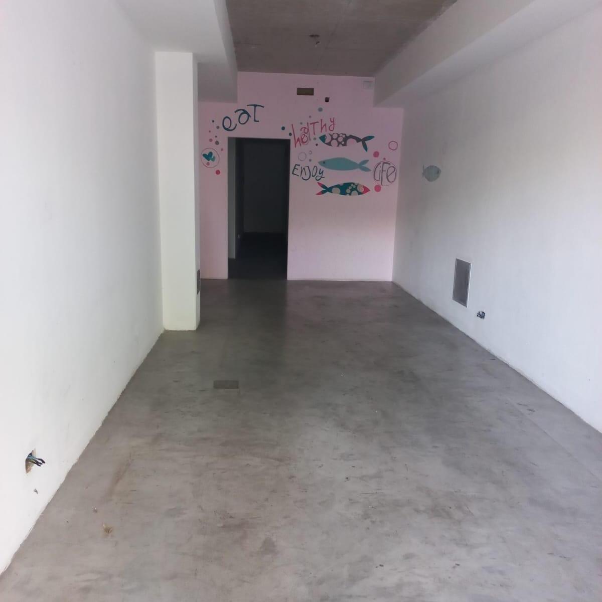 Foto de Av. Córdoba 6275 - Colegiales - Local de 60m² en Venta con RENTA, imagen 2
