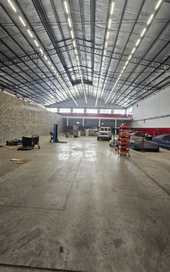 Excelente deposito en San Fernando / Victoria - 3.800m²entrada camiones y red de incendio 2