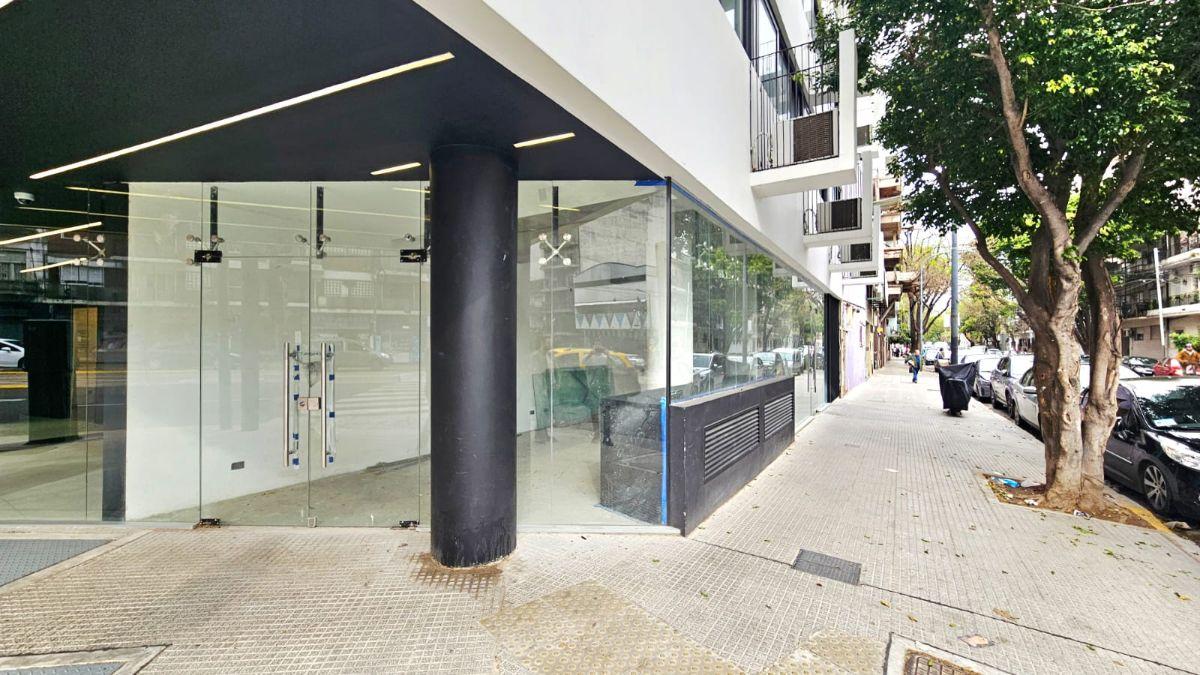 Foto de AV. JUAN B. JUSTO ESQ. FRAGATA SARMIENTO - Caballito - Excelente esq en, imagen 2