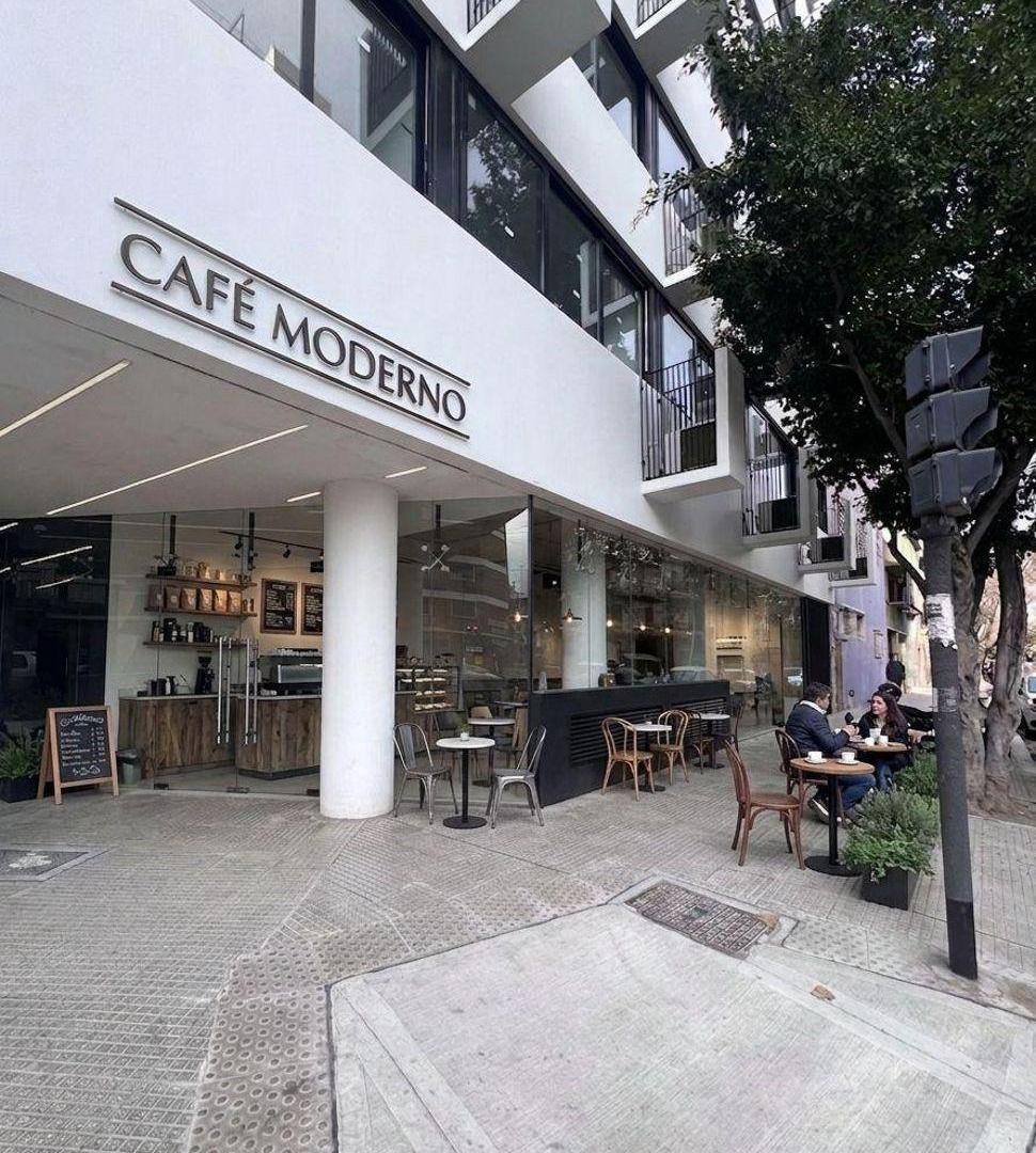Foto de AV. JUAN B. JUSTO ESQ. FRAGATA SARMIENTO - Caballito - Excelente esq en, imagen 5