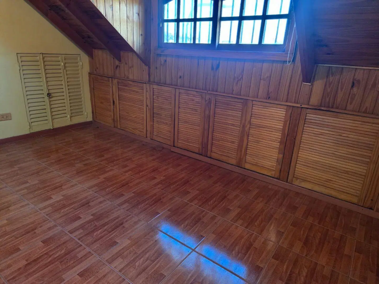 VENTA DE CASA 4 AMBIENTES EN VILLA SANTA RITA C/ GARAGE PARRILLA 2