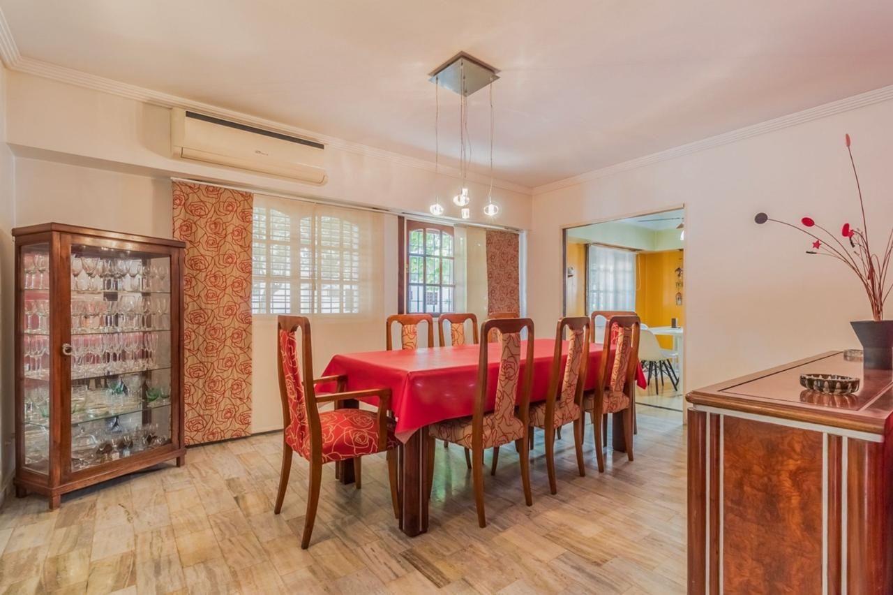 Foto de VENTA DE CASA 4 AMBIENTES EN VILLA SANTA RITA C/ GARAGE PARRILLA, imagen 2