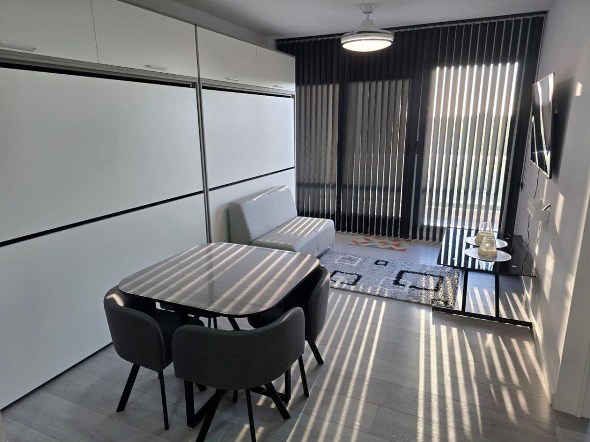 1 dormitorio en Remeros Beach equipado, vista Golf