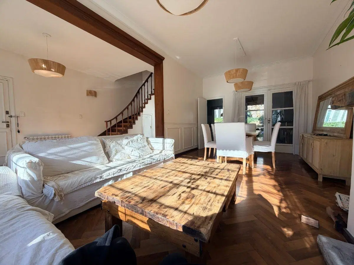 Lindisima casa en Beccar con 3 dormitorios, jardin y pileta 1