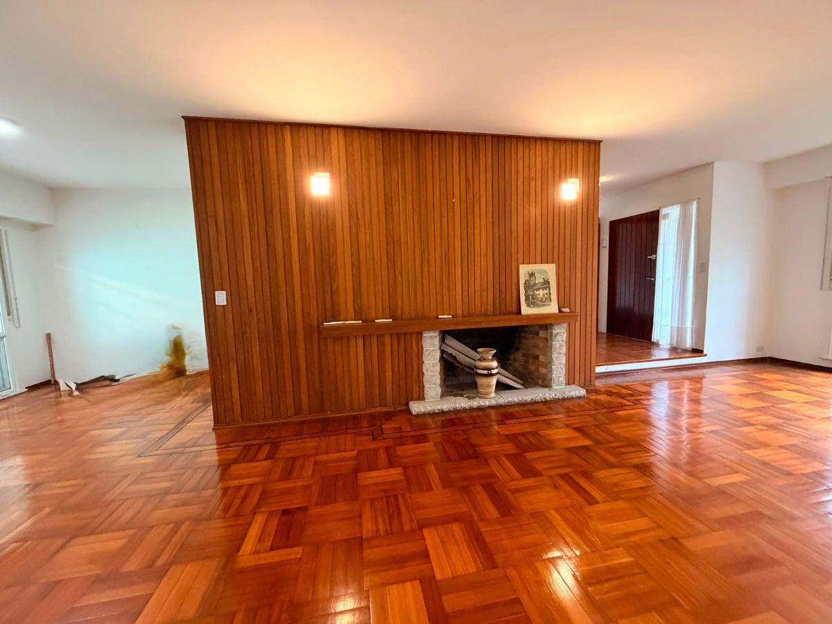 Foto de Casa en Alquiler en Martinez | 4 Dormitorios, Jardín, Pileta y Garage, imagen 1