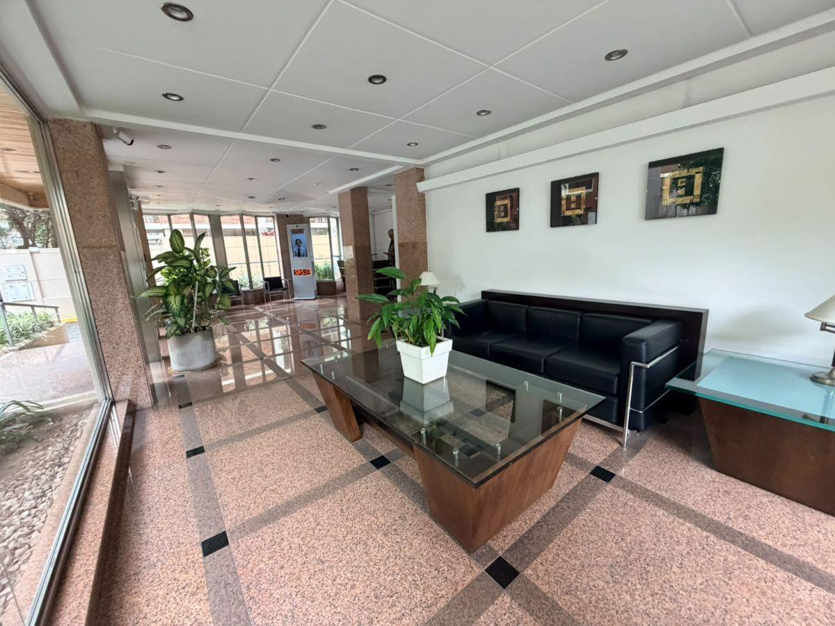 Foto de Piso en Alquiler en Martínez | 3 Dormitorios Suite | Balcón con, imagen 3