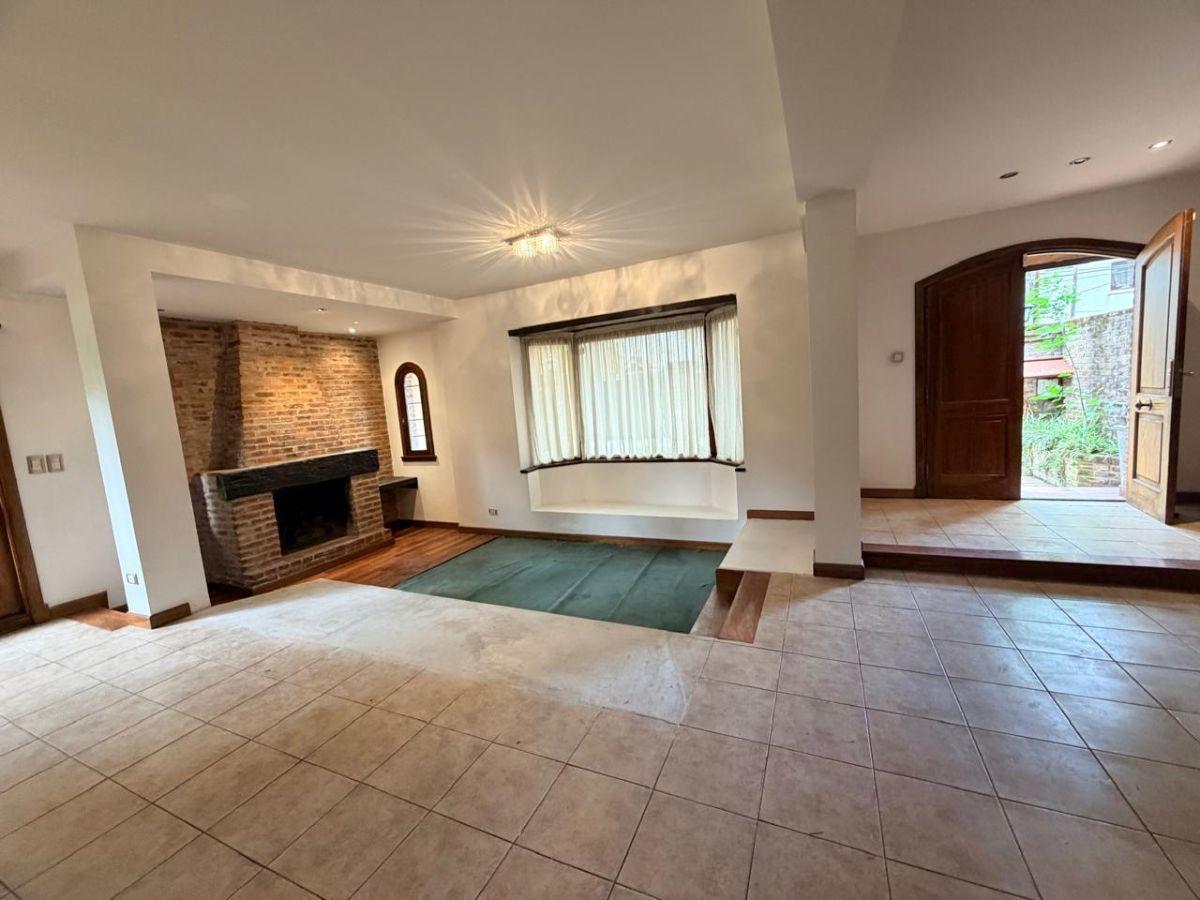 Foto de Casa en Alquiler en La Lucila | 5 Dormitorios + Escritorio | Suite |, imagen 3