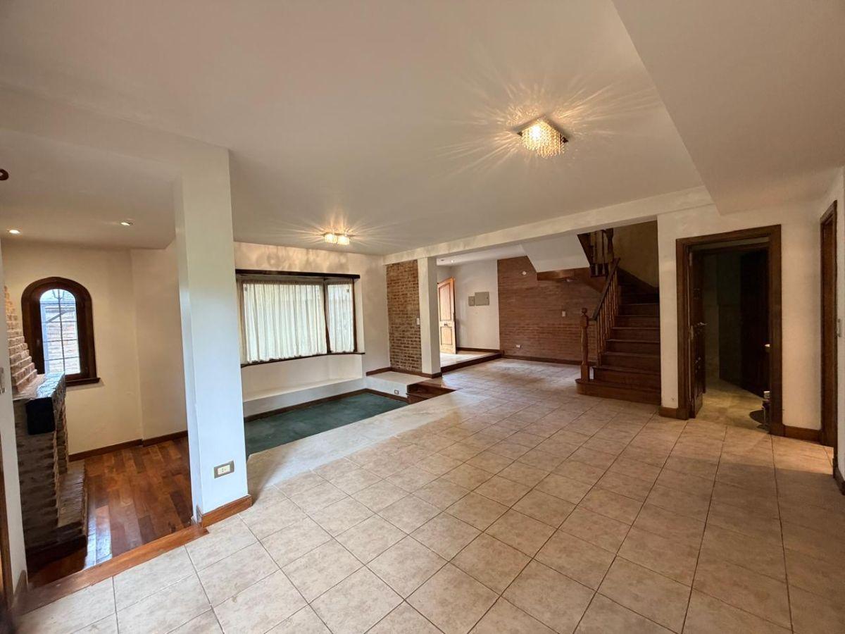 Foto de Casa en Alquiler en La Lucila | 5 Dormitorios + Escritorio | Suite |, imagen 4
