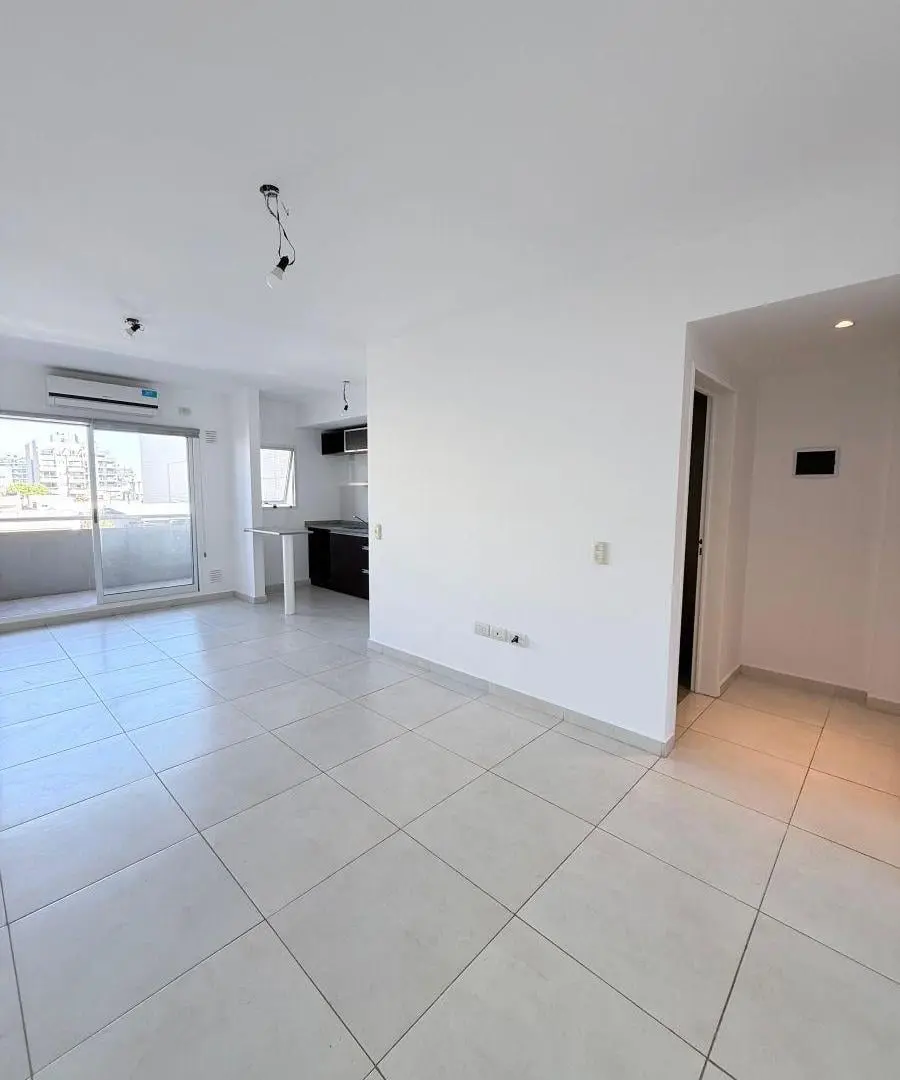 2 Ambientes con balcón al frente | Muy luminoso | Excelente ubicación – Villa Devoto 1