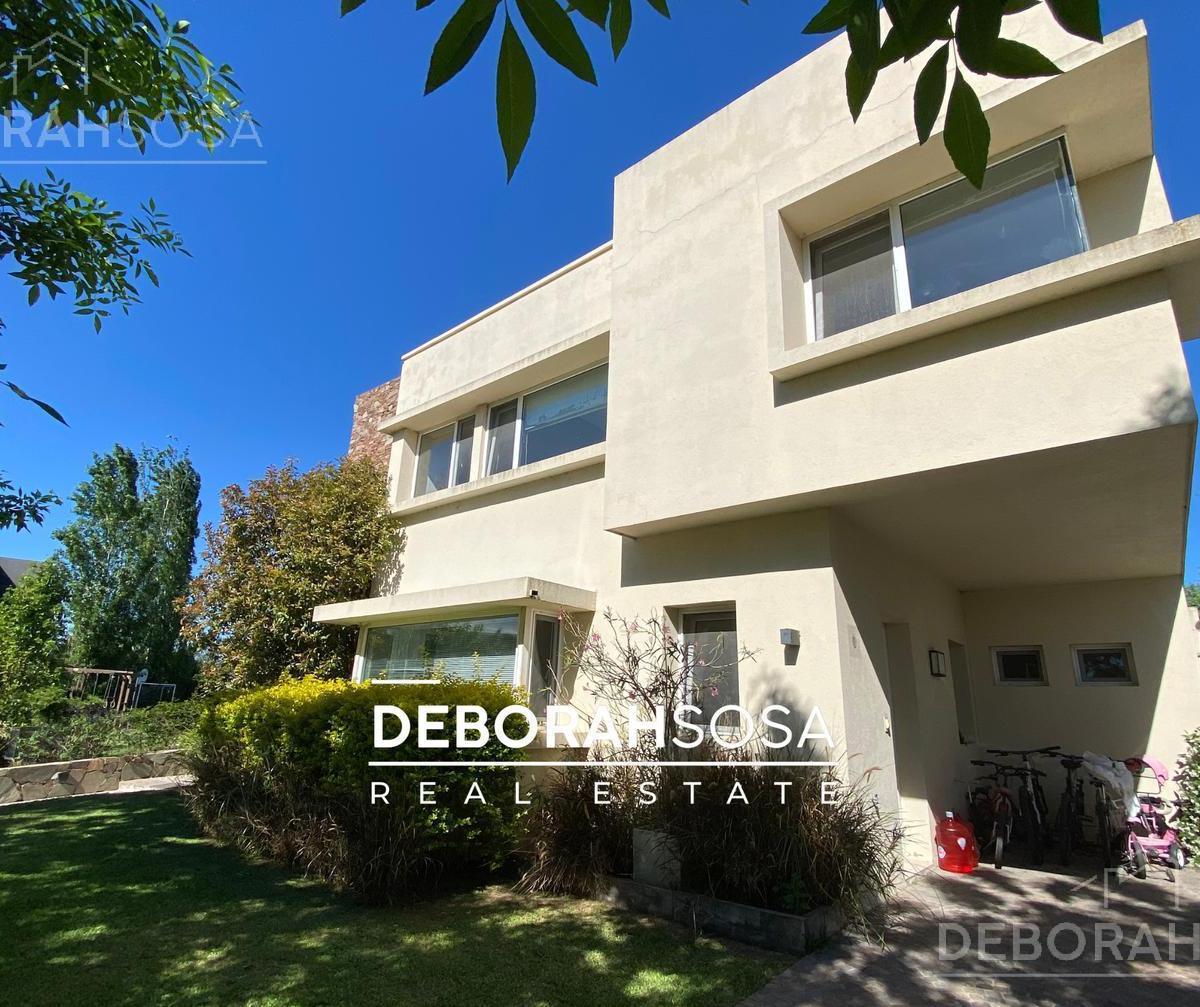 Casa en Venta 6 Ambientes Al Agua - El Cantón Escobar Zona Norte 1