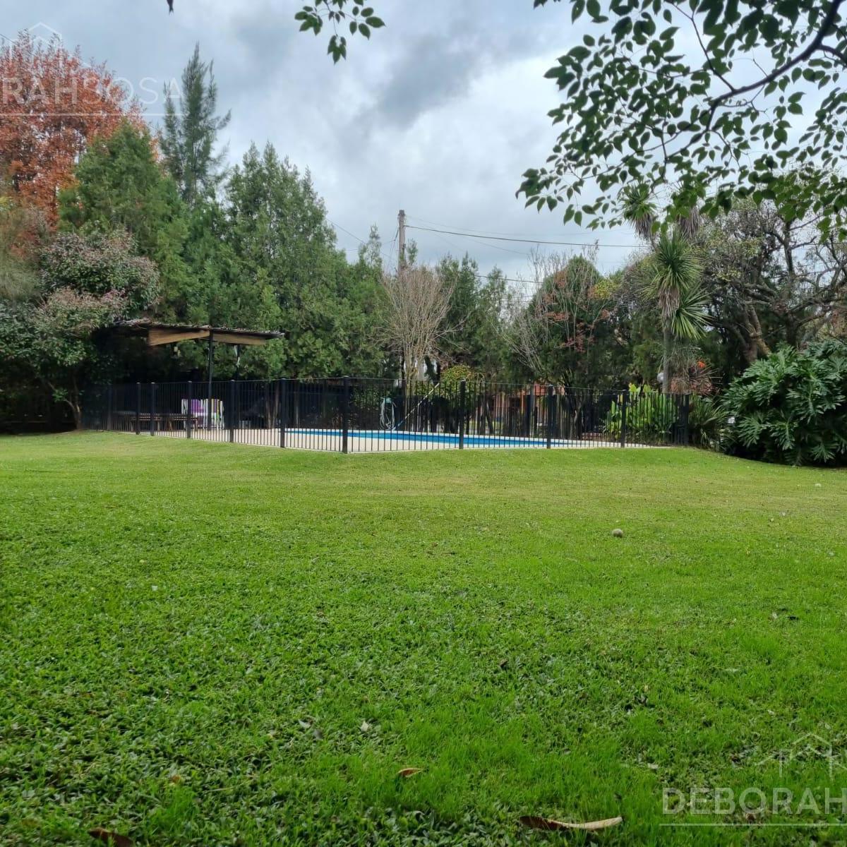 Casa en Venta 10 Ambientes en Country Club El Nautico Escobar Pileta Doble Lote 2