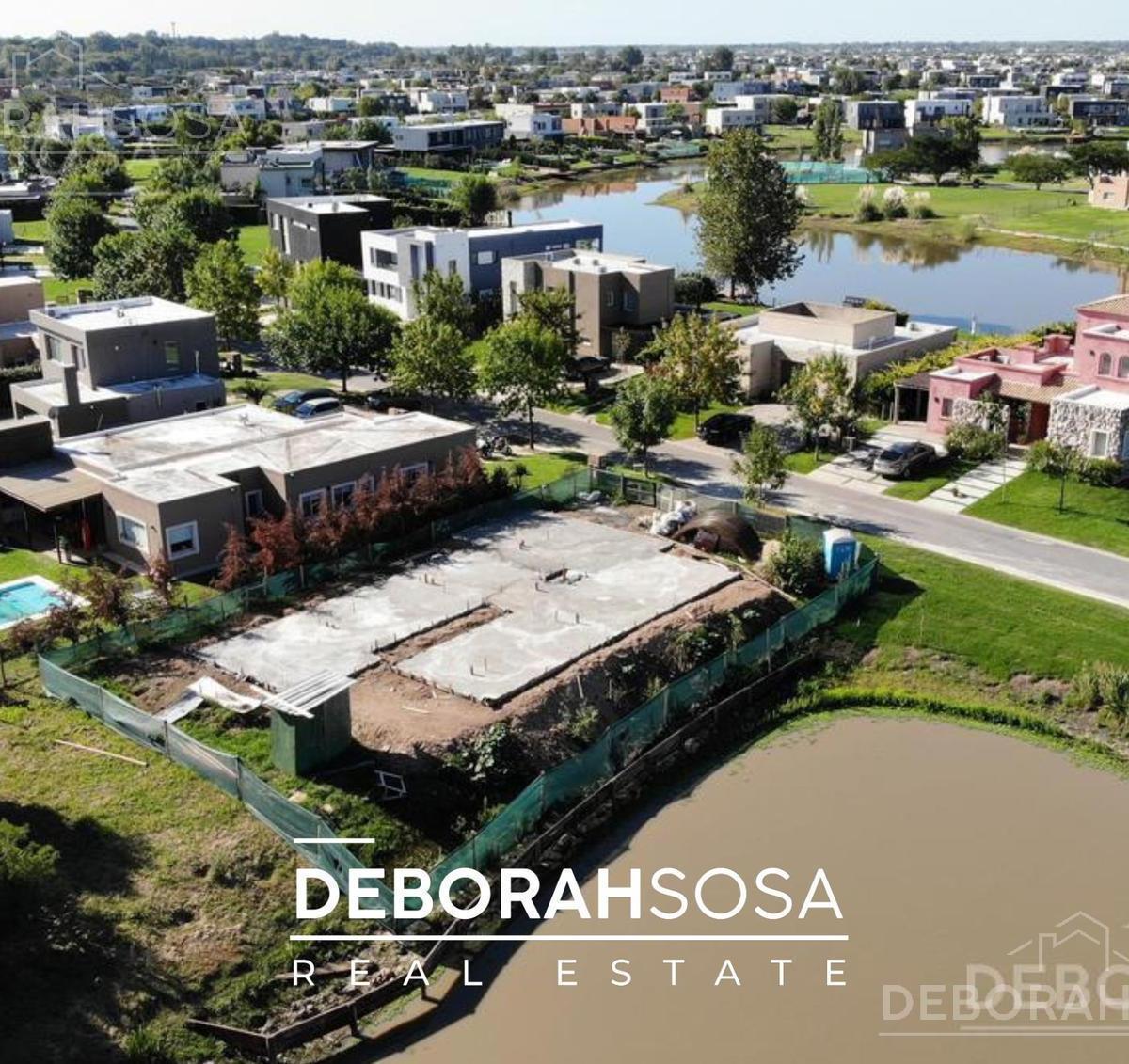 Casa de estilo moderno en Venta al agua! 4 ambientes al agua con pileta - El Cantón- Escobar