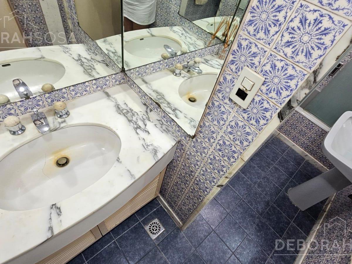 Venta Departamento 4 Ambientes con Dependencia y Cochera - Caballito! 3