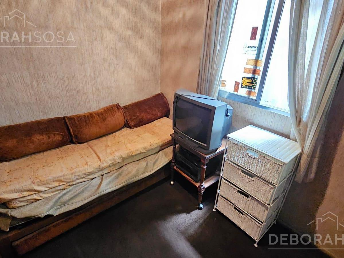 Venta Departamento 4 Ambientes con Dependencia y Cochera - Caballito! 4
