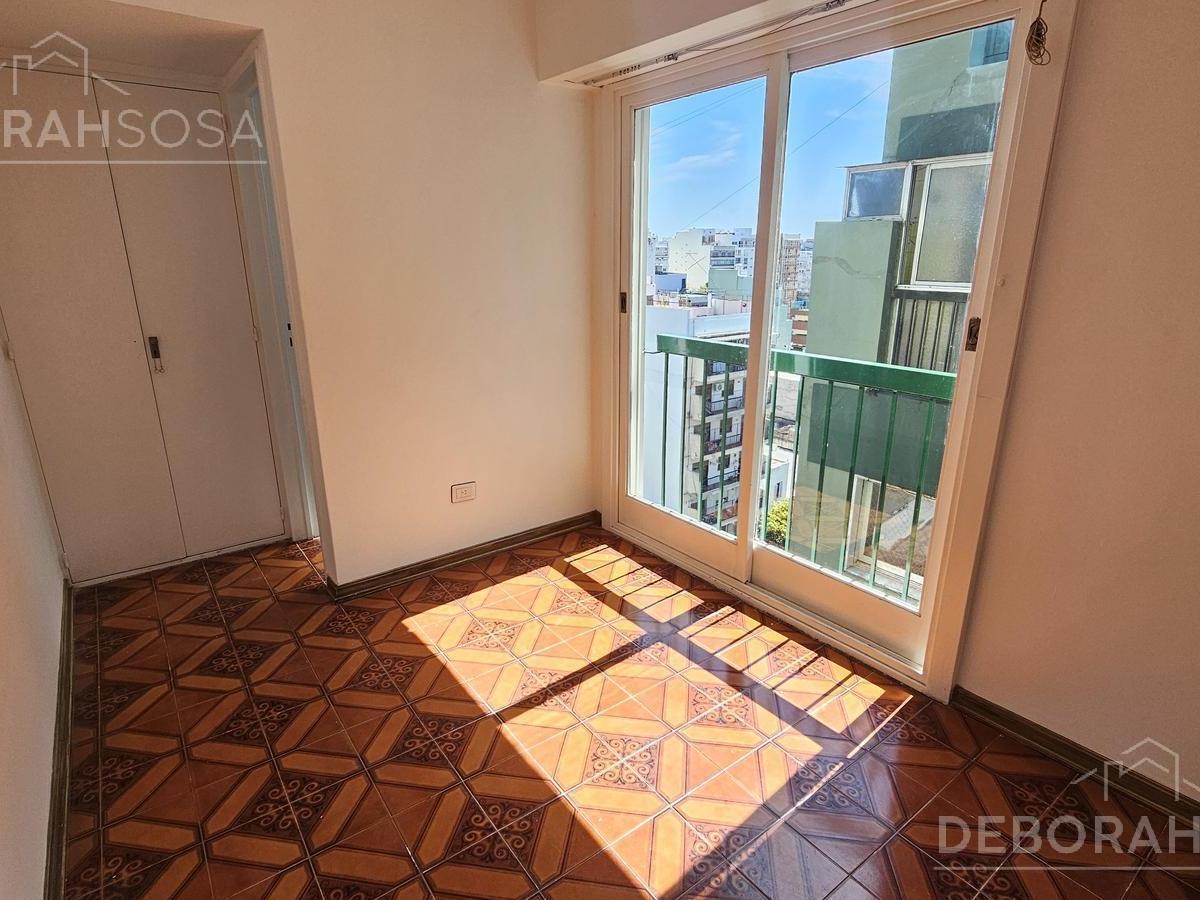 Venta Departamento en Dúplex 5 Ambientes con Cochera 2