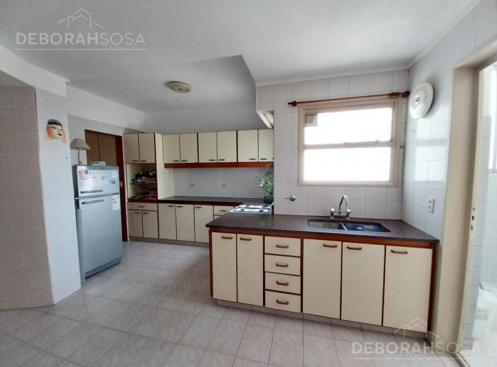 Venta departamento 4 ambientes con cochera y baulera- APTO CREDITO! 4