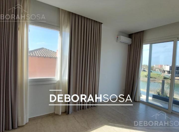 Casa en  alquiler-Anual -a la laguna - El Canton- Escobar- Zona Norte-7 ambientes- 5