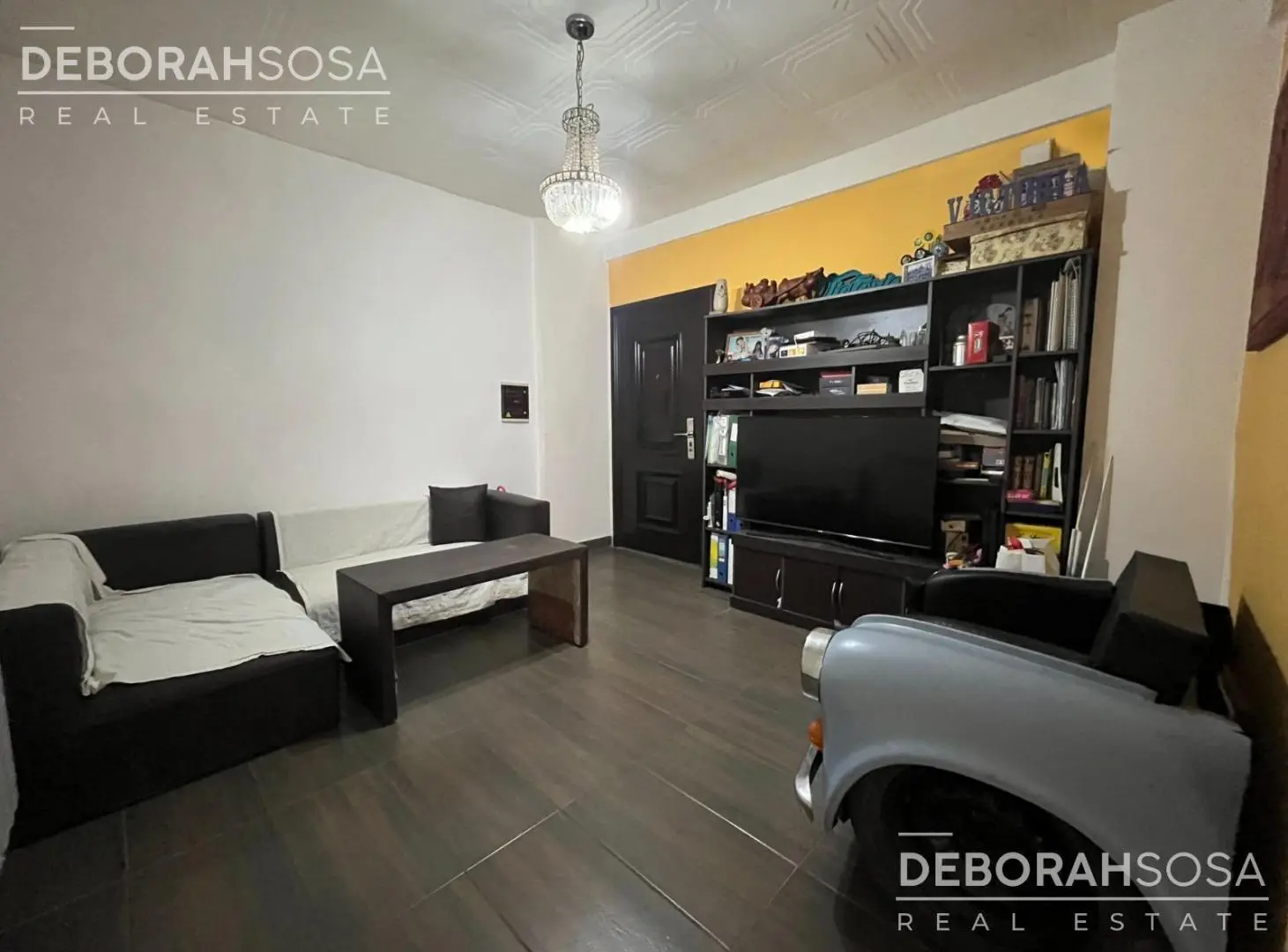 Venta Departamento 4 ambientes con patio y cochera fija cubierta en centro San Martin! 2