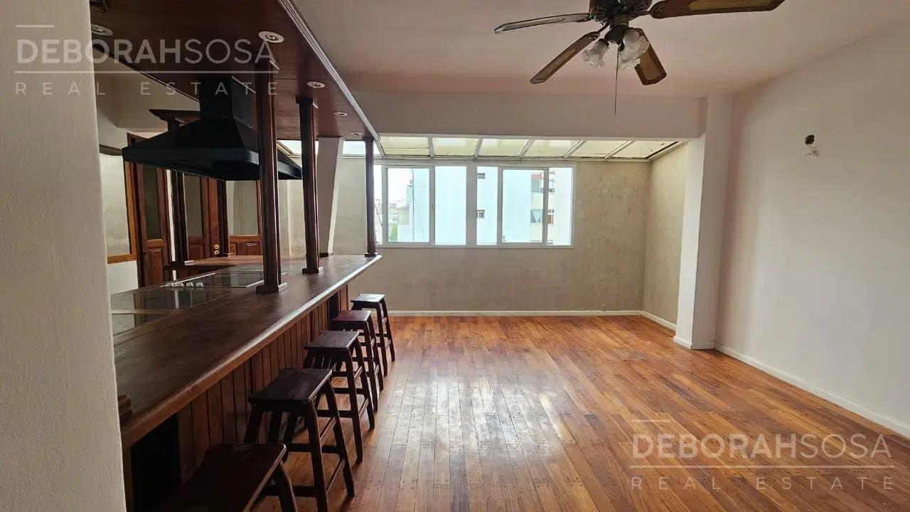 Venta Departamento tres Ambientes con balcón en Las Cañitas, excelente ubicación! 1