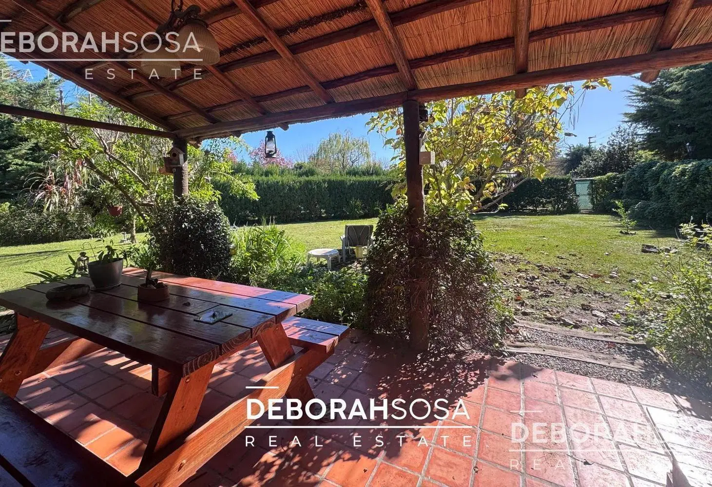 Casa en Venta 4 ambientes APTO CRÉDITO Barrio Roble Joven 1