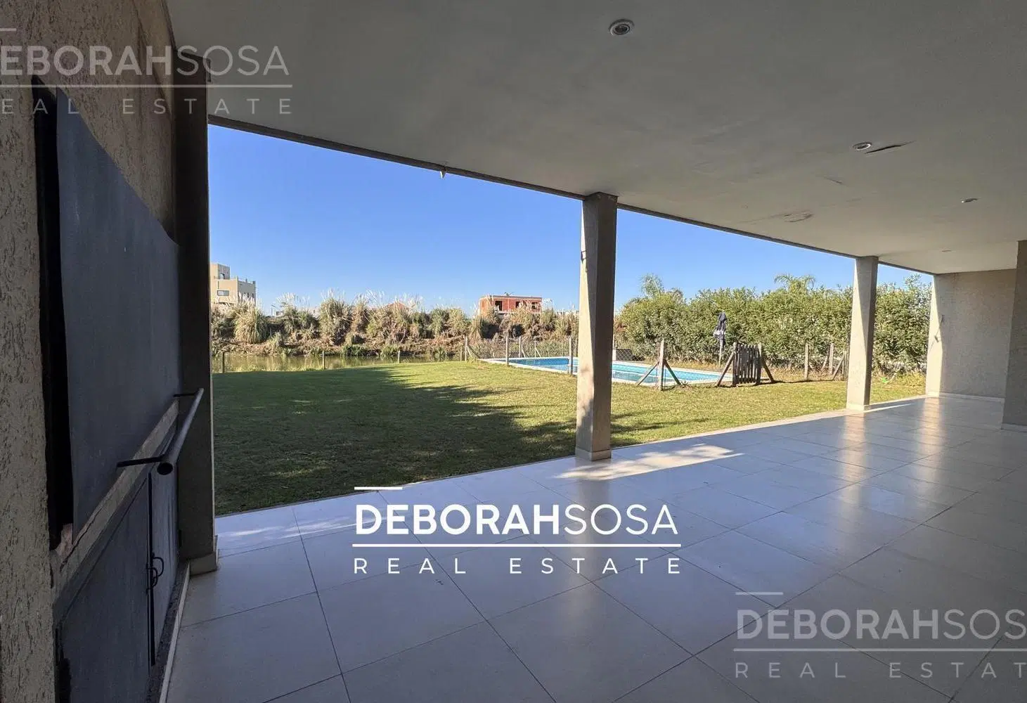 Casa en Venta una planta con espejo de Agua!! 5 ambientes El Cantón Escobar 3