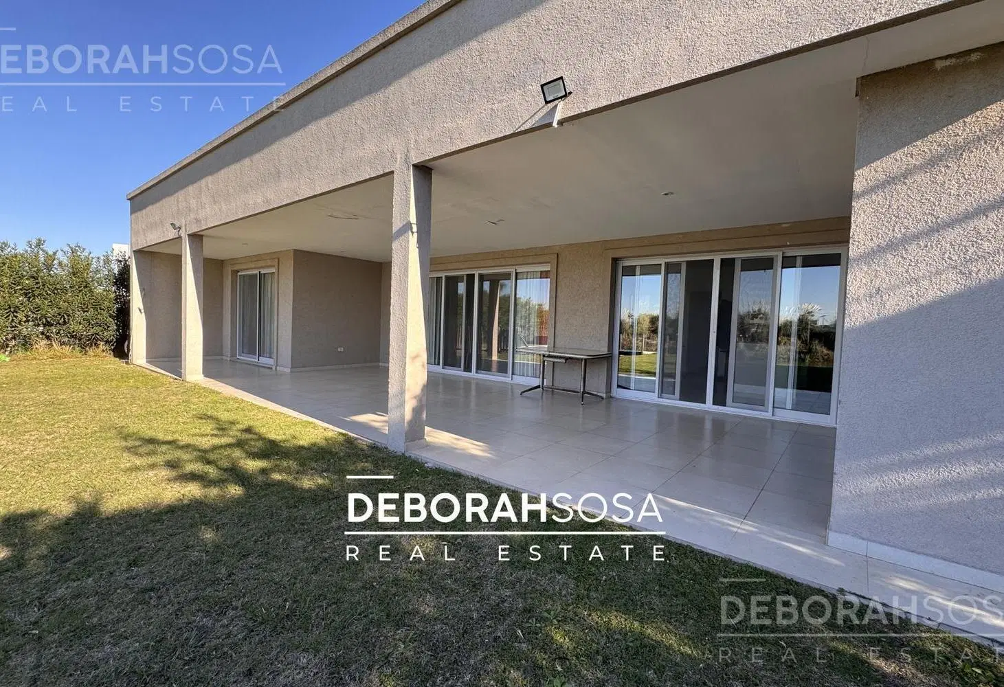 Casa en Venta una planta con espejo de Agua!! 5 ambientes El Cantón Escobar 4
