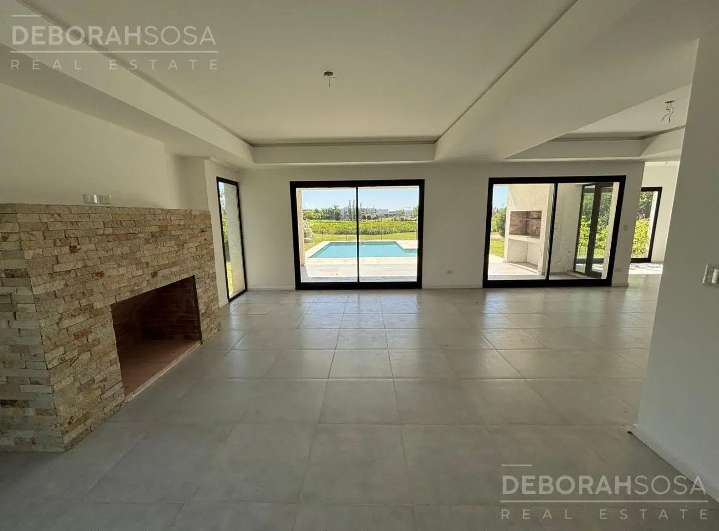 Casa en venta 4 dormitorios con vista al golf en El Cantón 3