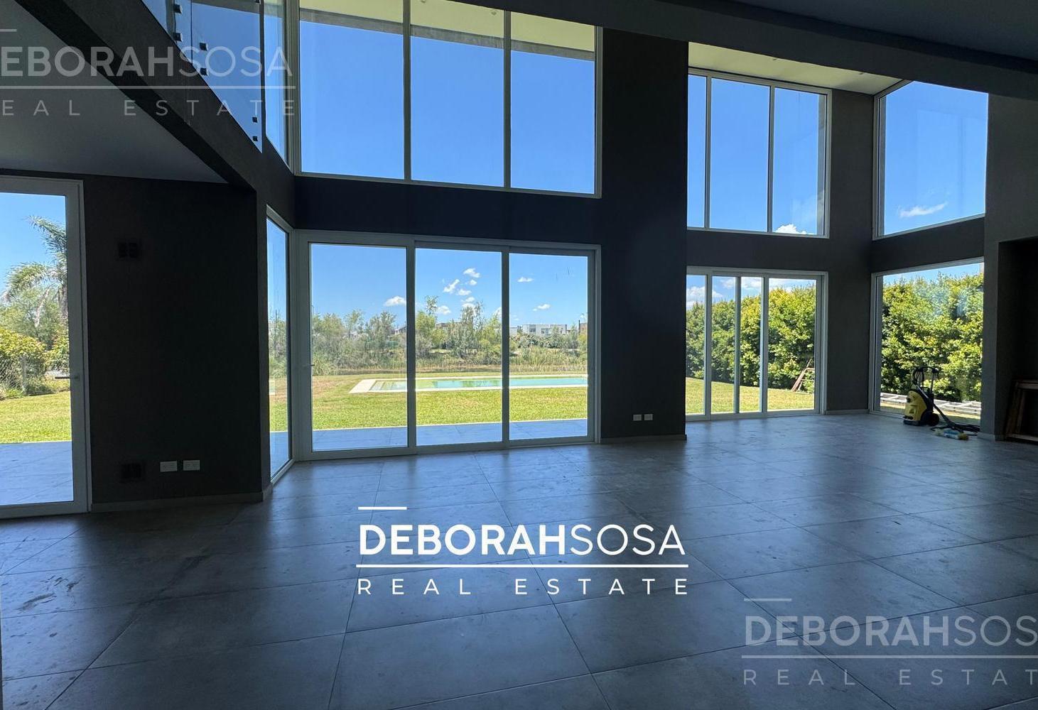 Casa en venta 5 amb - Al Lago con Pileta - Puertos