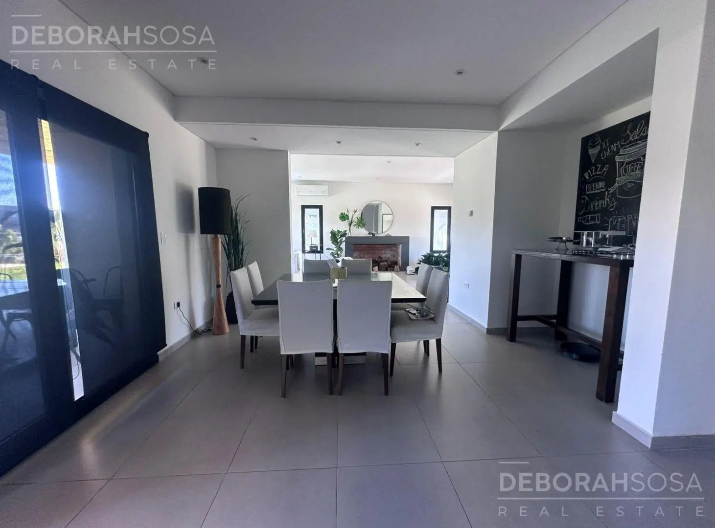 Casa en venta o alquiler Barrio Ceibos Puertos del lago 3 dormitorios y dependencia piscina fogonero 3