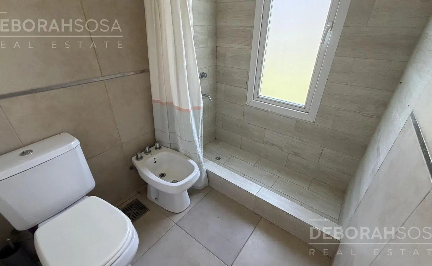Casa en venta al agua El Cantón - Escobar 4