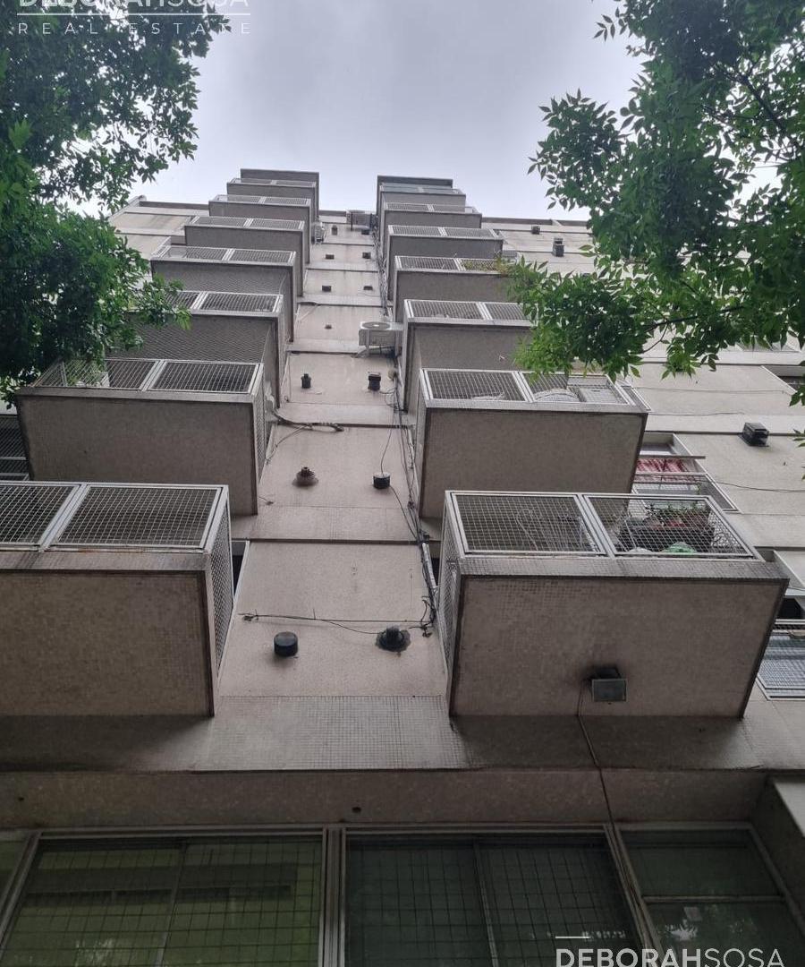 Venta departamento 2 ambientes en Cañitas, apto profesional. Excelente ubicación!!