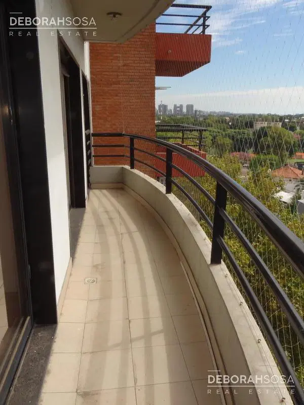 Alquiler Departamento de 3 ambientes con excelente vista y cochera fija cubierta! 3