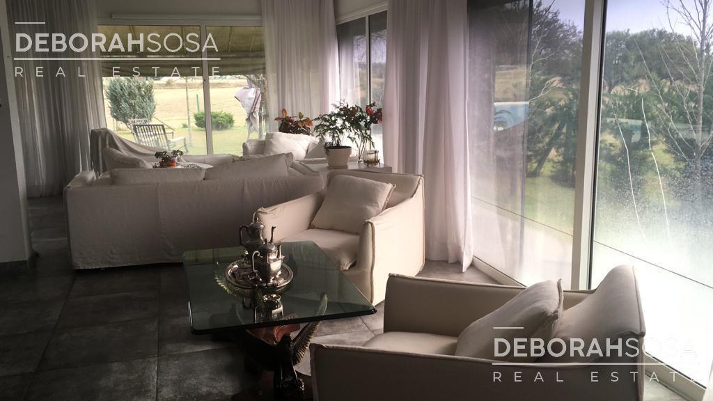 Foto de Exclusiva Casa en Venta 6 ambientes - Acepta propiedad en Caba - El, imagen 4