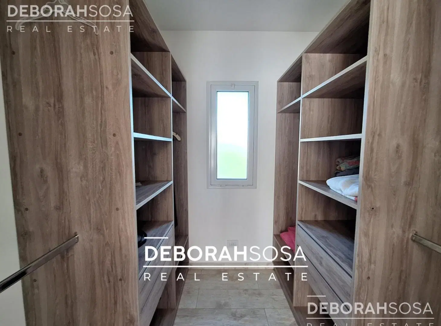 Casa en  Venta a la laguna-al agua-zona norte-el -Canton-5 ambientes - 5