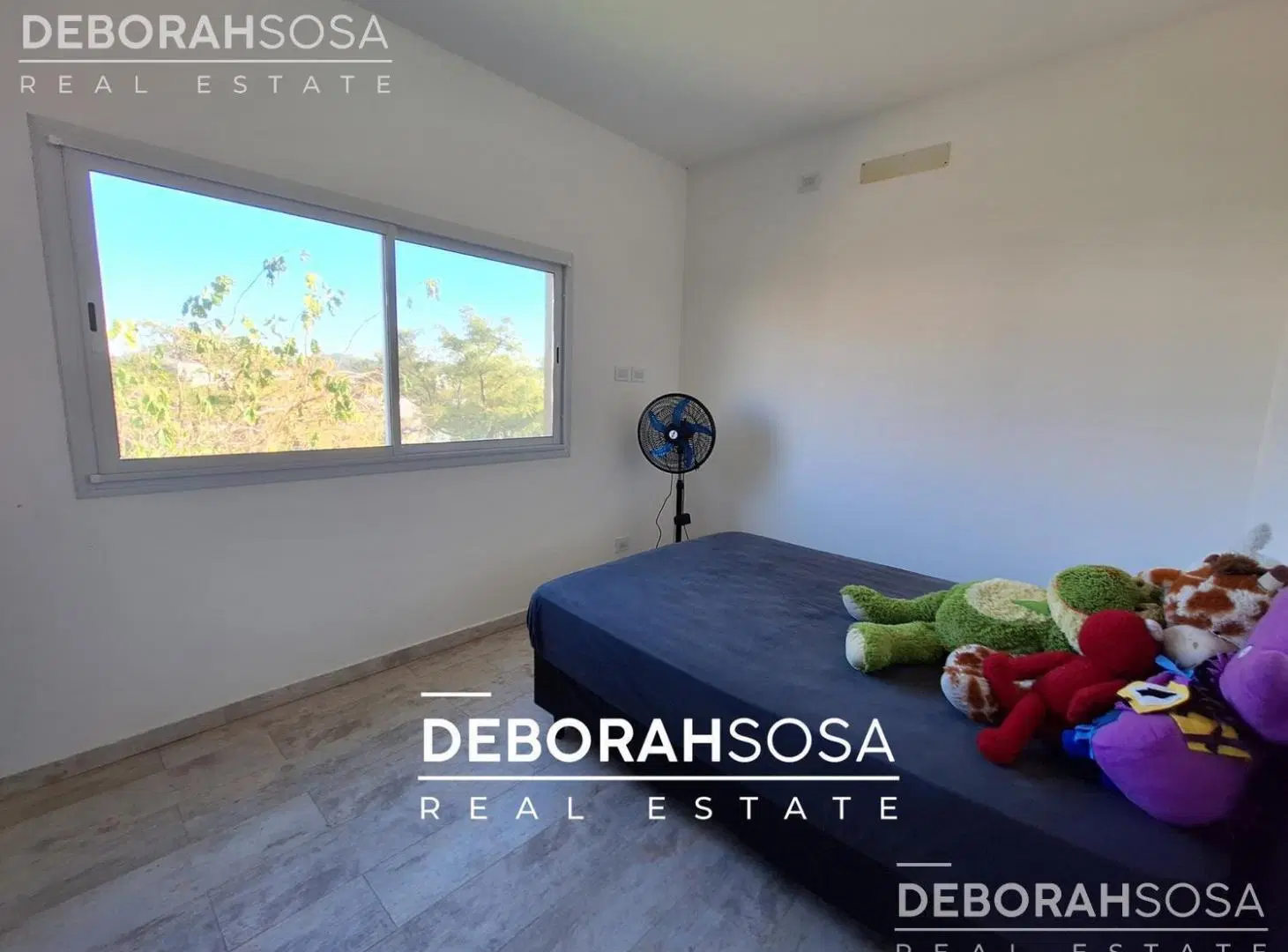 Casa en  Venta a la laguna-al agua-zona norte-el -Canton-5 ambientes - 2
